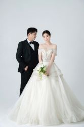 -Mu慕婚纱摄影·超级工作室