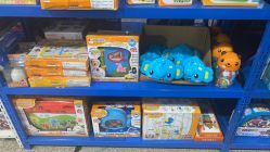 -逝水玩具折扣店