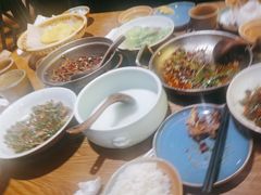 -吃饭皇帝大土家民族菜(正大广场店)