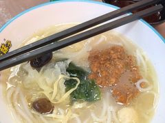 -灵芝妹子海鲜米线(香炉礁山姆店)