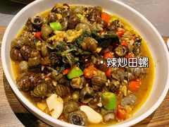 -龙巢盱眙龙虾·牛蛙·烧烤宵夜(八卦岭店)