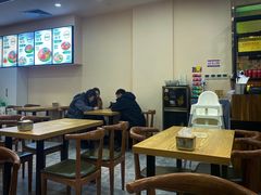 大堂-三顾冒菜(万达店)