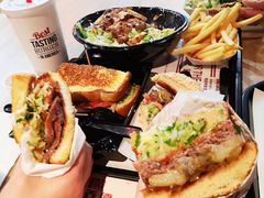 -The Habit Burger Grill 哈比特汉堡(复兴soho店)