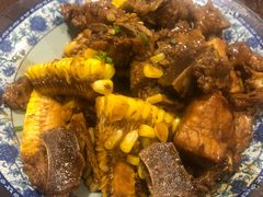 玉米烧排骨-刘胖子家常菜·蹄花焖藕(中南店)