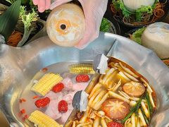 -湊湊火锅·茶憩(上海合生汇店)