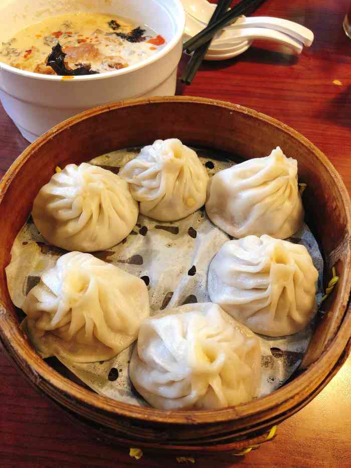 富麦小笼(局门路店)-"路过到了饭点,大众点评上搜了一下,说这家.