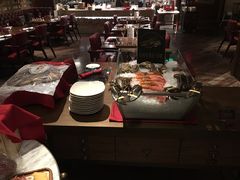 大堂-恰餐厅及酒吧 CHAR Bar & Grill (北京丽都皇冠假日店)