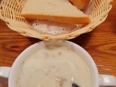 -宝莱纳啤酒花园餐厅PAULANER BRAUHAUS Nanjing(广州路店)