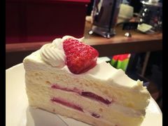 混合果莓蛋糕-星巴克(来福士2F店)