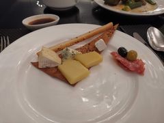 -圣丰索菲特·2 On 988 Café 自助餐厅
