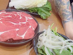 -呷哺呷哺(常营华联店)