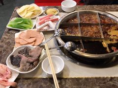 -朱氏胖子烂火锅(洪崖洞店)
