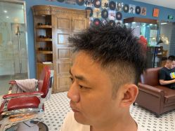 -贝勒爷专业男发