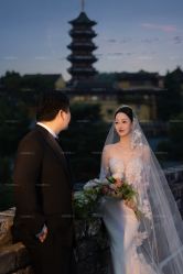 -雪中彩影婚纱摄影·微光艺术中心