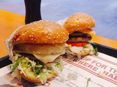 -The Habit Burger Grill 哈比特汉堡(复兴soho店)