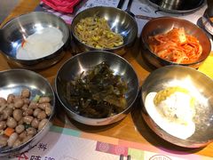 餐前小菜-老炉家木炭烤肉(长江国际店)