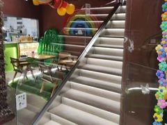 -Dragon Pizza•圆脸龙披萨·牛排餐厅