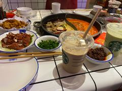 -洪焱重庆老火锅(万福花园店)