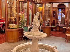 -秘密旅行Bonjour(黑金冠 江南西店)