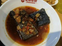 -呷佬·长沙手工米粉(金沙江路店)