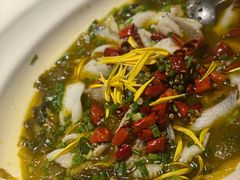 金汤酸菜鲈鱼-绿茶餐厅(深圳龙华天虹购物中心店)