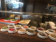 自助调料区-大连富丽华大酒店·花都西餐厅