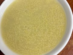 小米粥-宝瑞门钉肉饼店