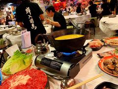 -鲜入围煮花胶鸡海鲜火锅