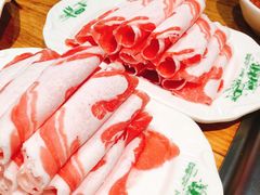 精选羔羊吃一赠一-草原塞蛮羊火锅城(港湾店)