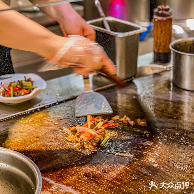 深圳美食 | 比烤肉还香的地道贵州土锅烤肉🤤