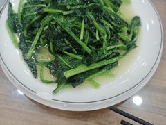 清炒菠菜-西安贾三灌汤包·回坊小吃·清真炒菜(北院门总店)