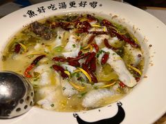 老坛酸菜鲈鱼-江渔儿酸菜鱼(东厦一百店)