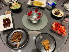 -御花园·粤菜·海鲜火锅(中山公园店)