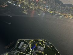 -OZONE 顶楼酒吧(香港丽思卡尔顿酒店)
