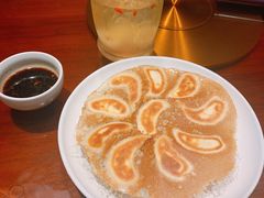 三鲜锅贴-君悦酒店·1881·北京烤鸭