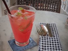 餐具摆设-ROAST coffee & eatery