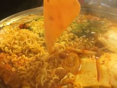 部队火锅-富乐满韩国正宗炸鸡韩国料理(虹泉路店)