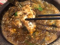 白洋淀石锅嘎鱼-小放牛炒菜馆(军校店)