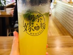 -南门金峰辣子鸡·玩串串(昌发展万科广场店)