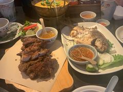 -大头虾越式风味餐厅(光明广场店)