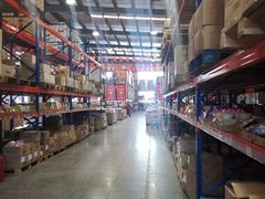 -洛哈思全球商品折扣仓(昆山路店)