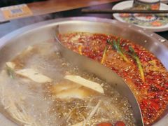 -沸炉重庆老火锅(军事博物馆店)