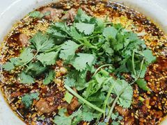 十二道锋味水煮牛肉-盛世盐帮·自贡特色(总店)