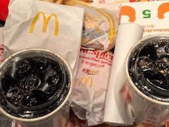 -麦当劳(展览路店)