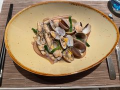 -深圳国际会展中心希尔顿酒店(前海华发冰雪世界店)