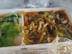 鱼香肉丝饭-川味堂·四川豆花(八卦岭店)