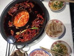 -蛙鱼潭美蛙鱼头火锅(解放碑瑞富广场店)