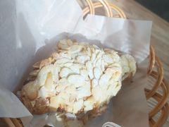 -麦田工坊(月湖店)