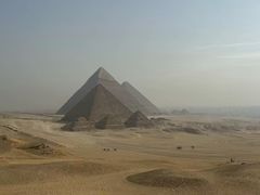 -吉萨金字塔群