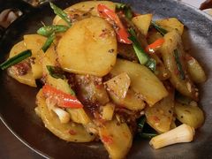 -湖泉水云间餐厅·弥勒地道菜(B座店)